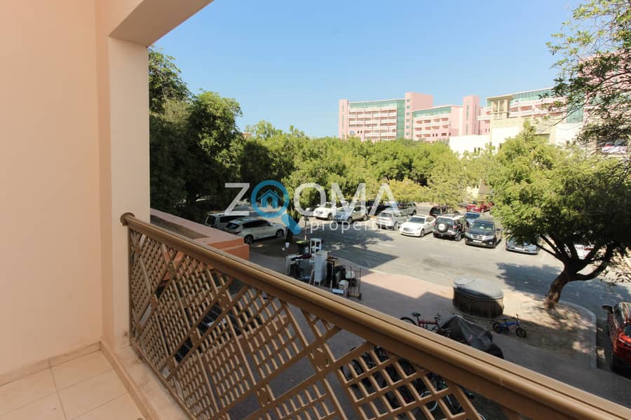 2 1 Month Free | Spacious 2 Bed | Balcony