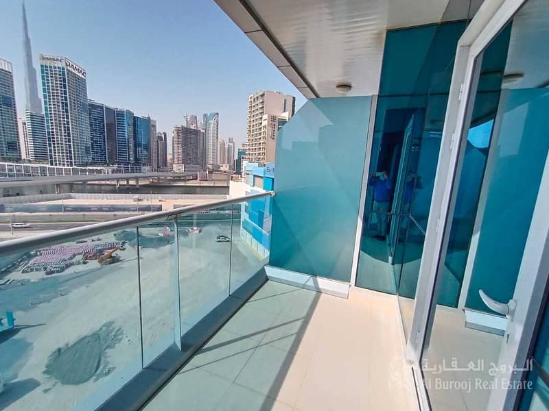 17 Exclusive | Best Layout Studio | Balcony Pool View