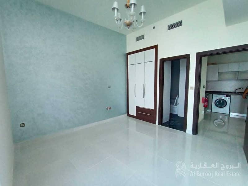 15 Exclusive | 1 Bedroom Fully Furnished | Pool View