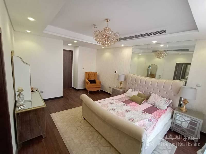 16 EXCLUSIVE LUXURY FURNISHED 3 BED + MAID TOWNHOUSE