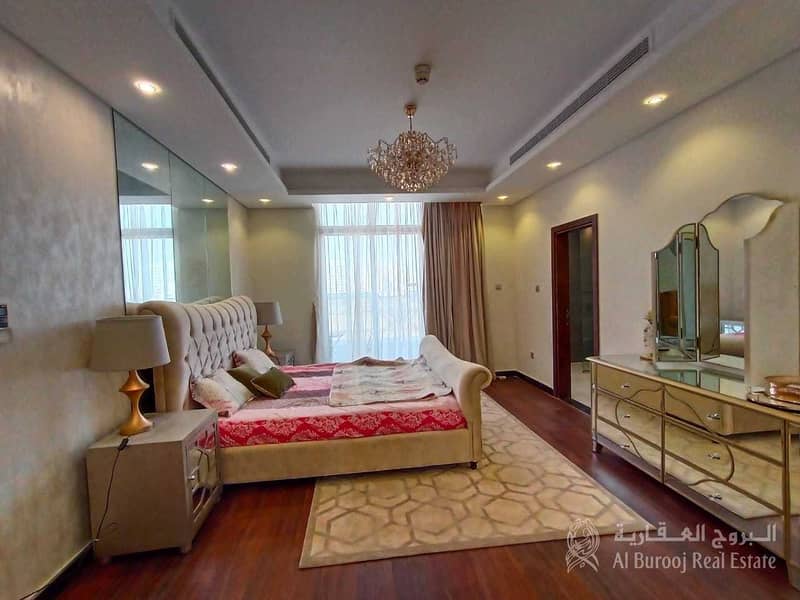 24 EXCLUSIVE LUXURY FURNISHED 3 BED + MAID TOWNHOUSE