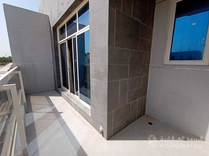 27 EXCLUSIVE LUXURY FURNISHED 3 BED + MAID TOWNHOUSE