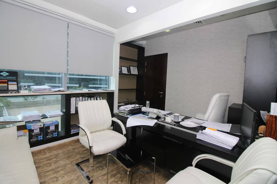 7 Fully Fitted Office |Glass Partitioned| Downtown View