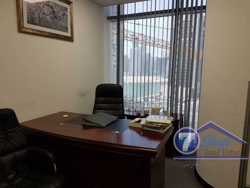 9 Furnished Office in Metropolis Tower for sale