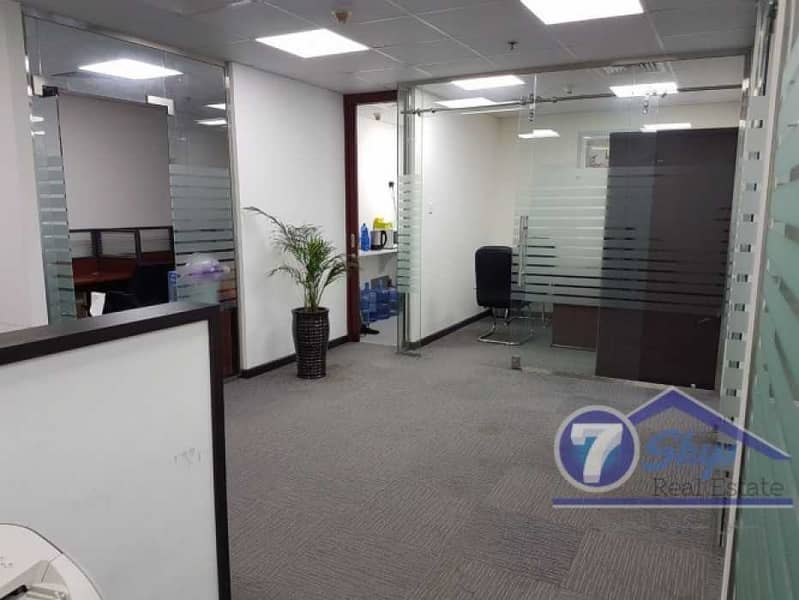 10 Furnished Office in Metropolis Tower for sale