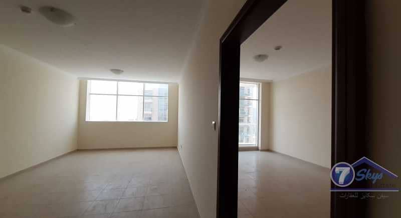7 Low floor I Amazing 3BHK IWell-Maintained For Rent