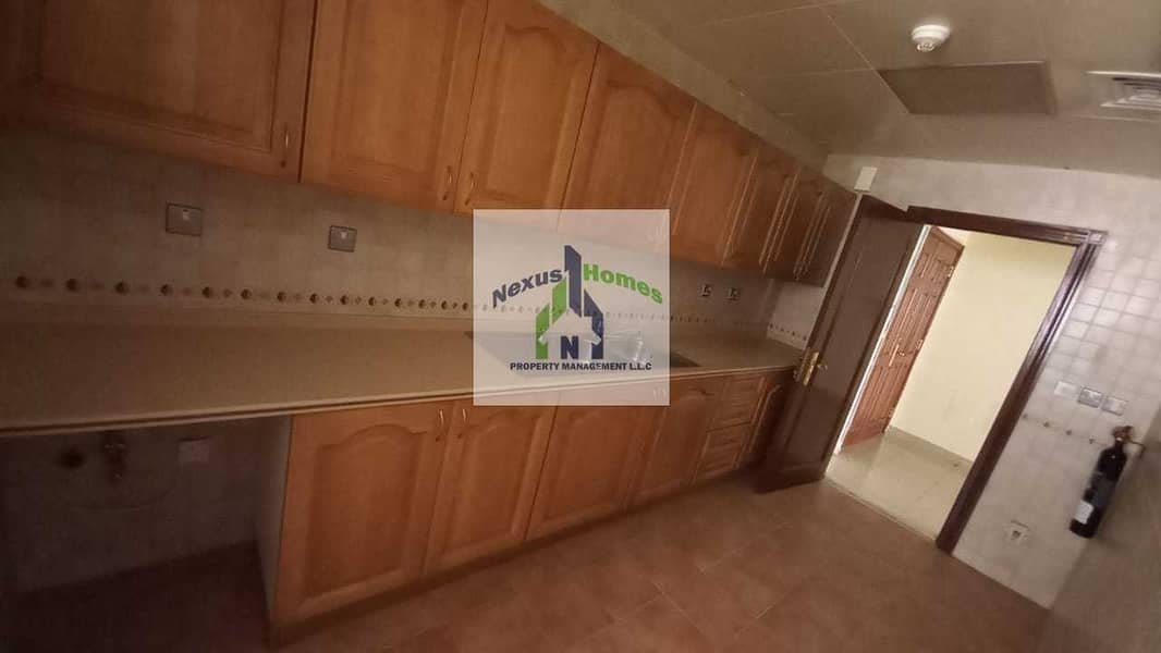 8 Great Deal| 3BR with Balcony