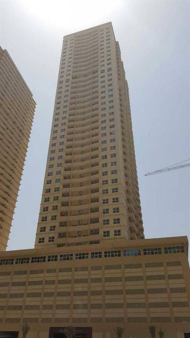 شقة في برج الزنبق،مدينة الإمارات‬ 2 غرف 260000 درهم - 4869841