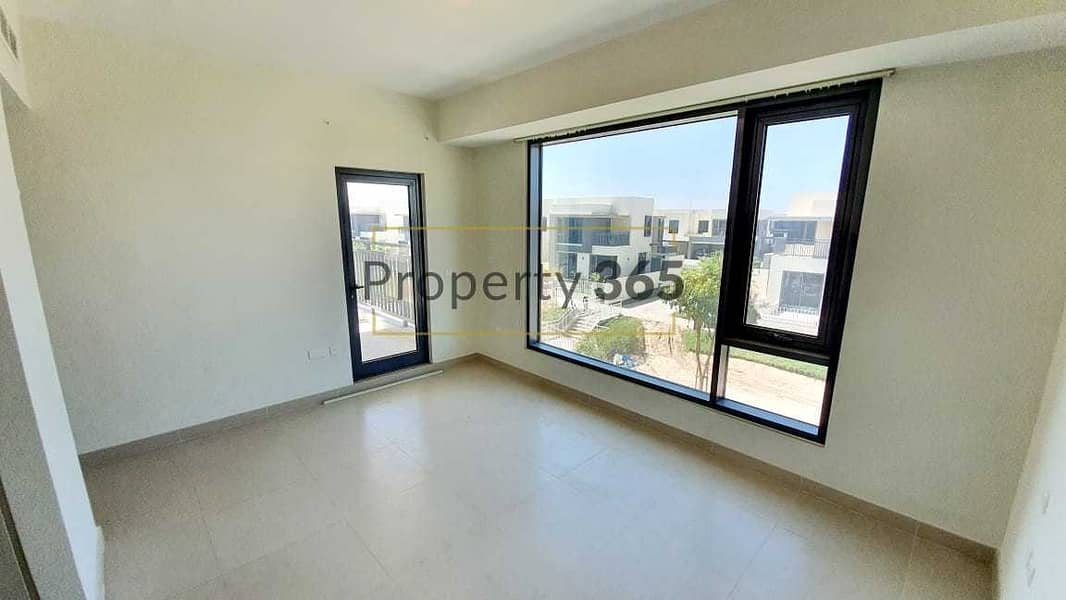 17 Excellent Unit / 5 Bedrooms  separate Maid`s Room