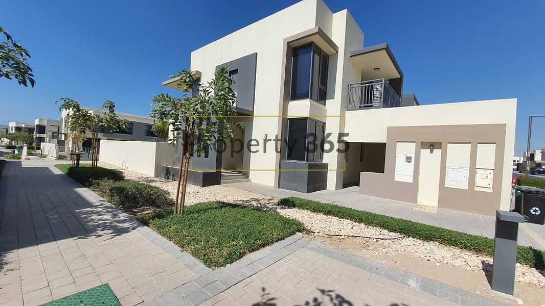 19 Excellent Unit / 5 Bedrooms  separate Maid`s Room