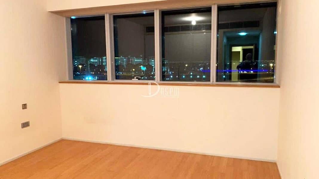 5 GREAT DEAL |  Spectacular Canal View  | Vacant  | Modern Apartment