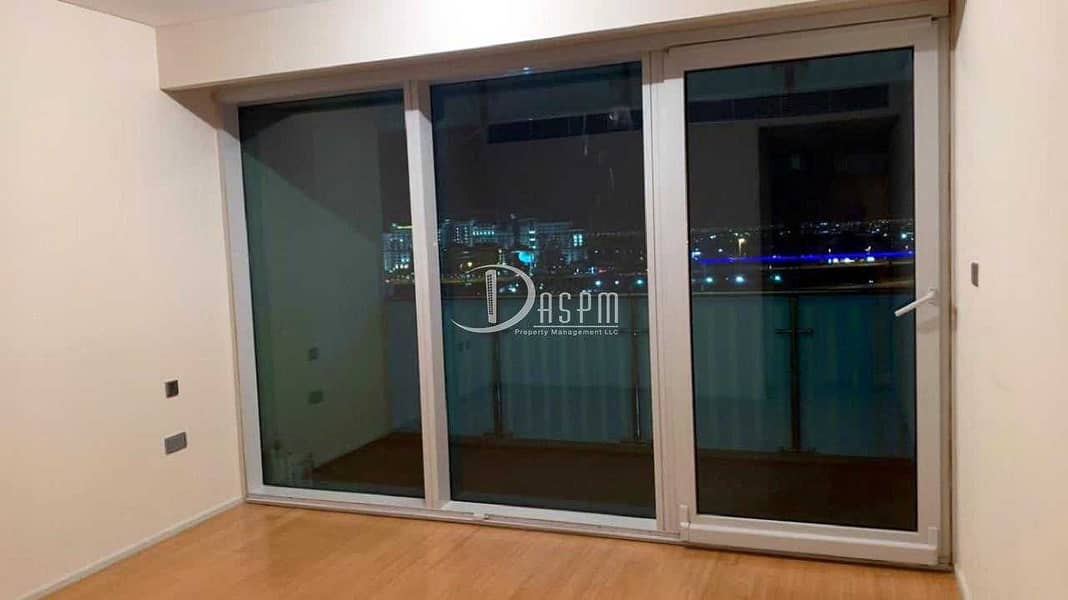 6 GREAT DEAL |  Spectacular Canal View  | Vacant  | Modern Apartment
