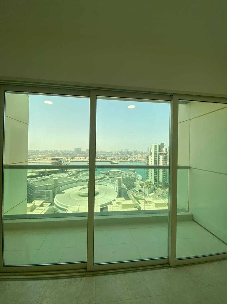 2 Great Deal | Sea View | 2 Cheques |Large Layout | High Floor |