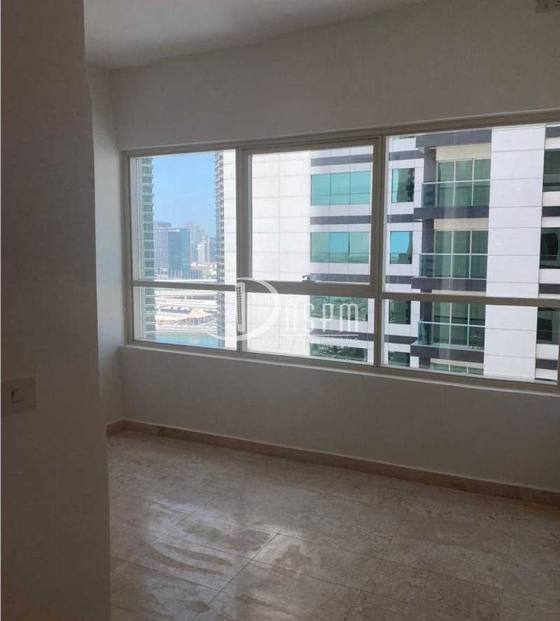 11 Great Deal | Sea View | 2 Cheques |Large Layout | High Floor |