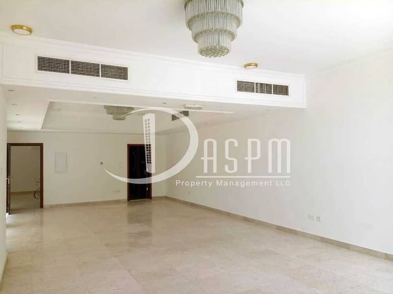 2 GREAT DEAL |  4+M | Large Layout | Well Maintained  Villa