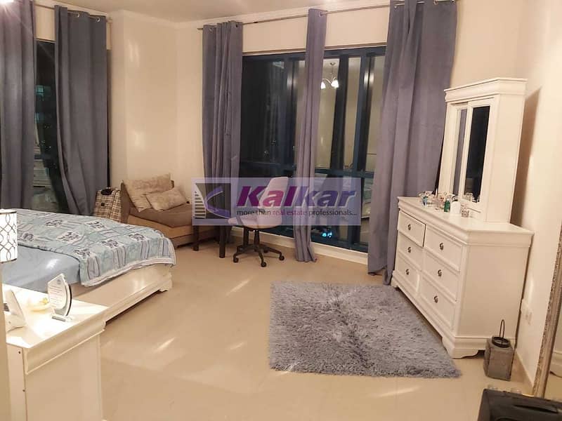 3 2 Bedroon Furnished | Chiller Free | Lake View