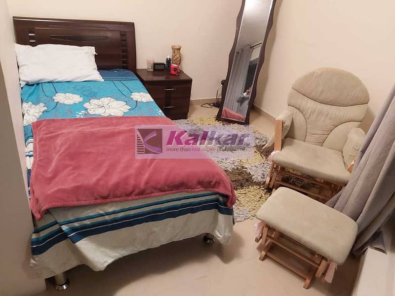 10 2 Bedroon Furnished | Chiller Free | Lake View