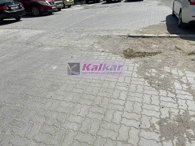 3 !! FACING THE MAIN ROAD 32500 SQFT IN ALQUOZ FOR AED: 20/ SQFT !!