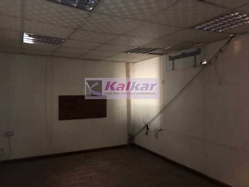 8 !! PRIME LOCATION OP; SULEKHA HOSPITAL 2500 SQFT COMMERCIAL WAREHOUSE !!