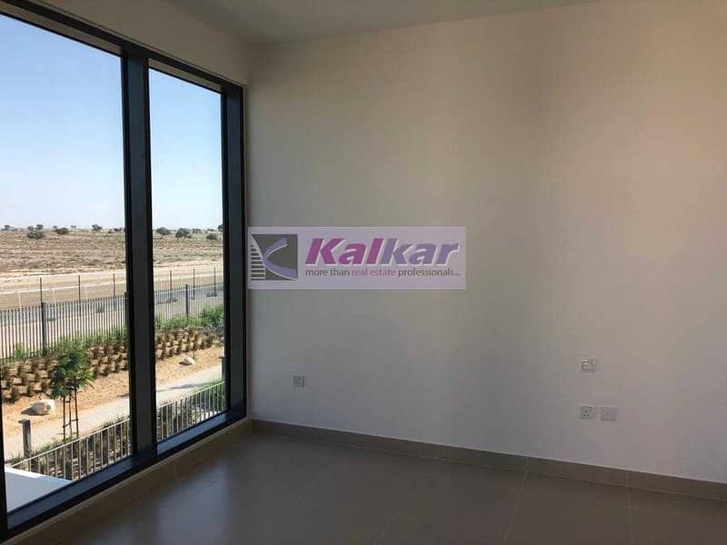 14 Type 2 End(4 Bedroom + Maid) @  Maple 3 close to park and pool single row  for SALE @ AED. 2.7 M