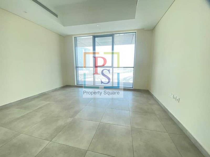 4 Immaculate Condition. ! Large Balcony. ! Spacious 2 BR+M Apartment