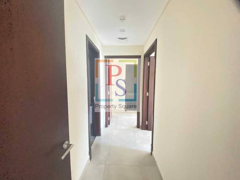 9 Immaculate Condition. ! Large Balcony. ! Spacious 2 BR+M Apartment