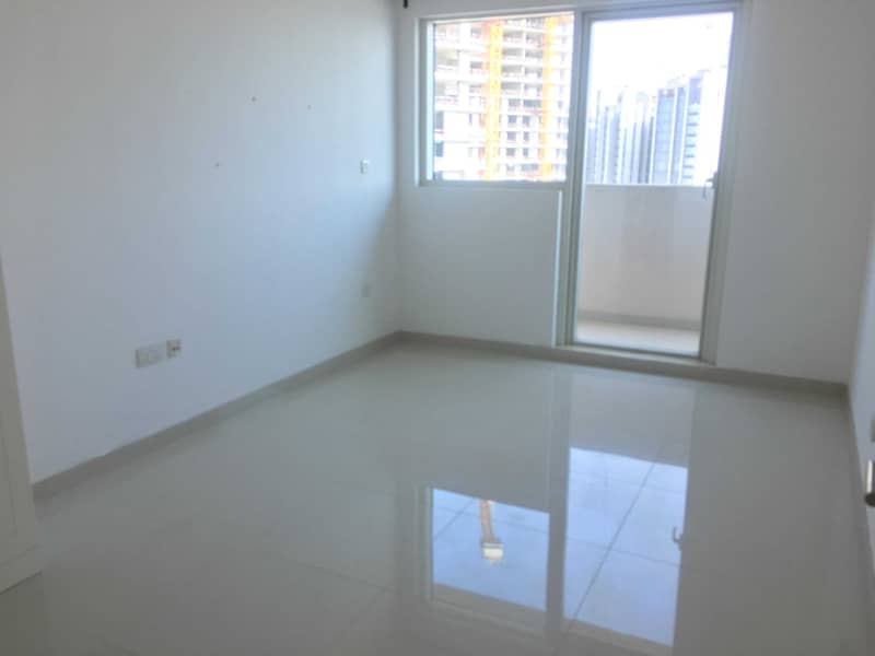 4 Perfect Sea View I 1BR Apt with Balcony.