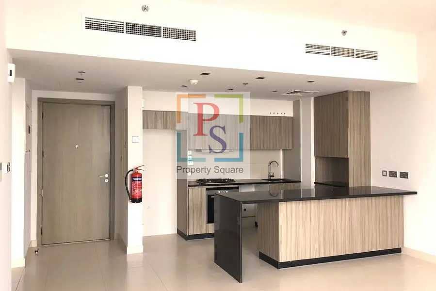5 Hot deal 1 BR Apt at Lowest Price in Shams Meera.