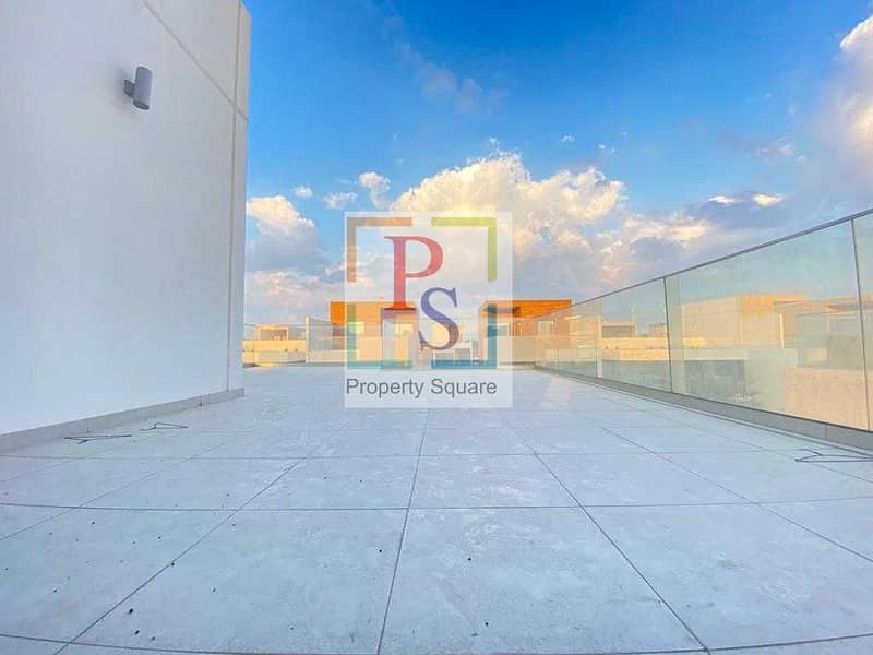 Premium 5 BR Villa Available Now Premium 5 BR Villa Available Now