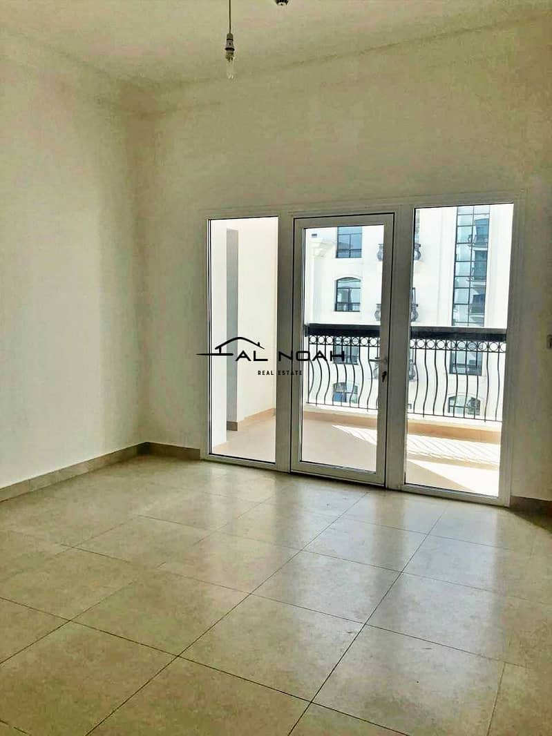 8 Hot! Best offer! Stunning view! Spacious 2 bedroom!