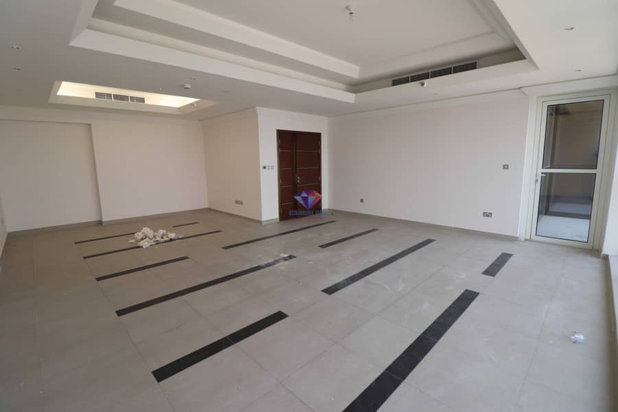 2 Close to Corniche Beach and Family Parks