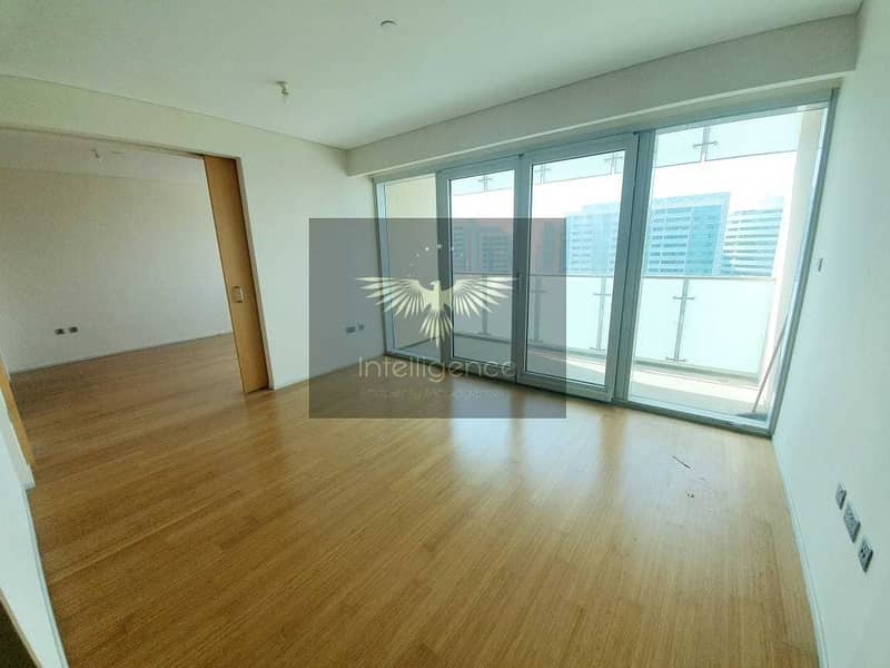 7 Cozy Well Maintained Apartment with Balcony