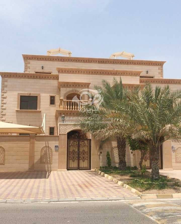 2 Exquisite Separate Villa | Upcoming Vacant | MBZ | Private Entrance |