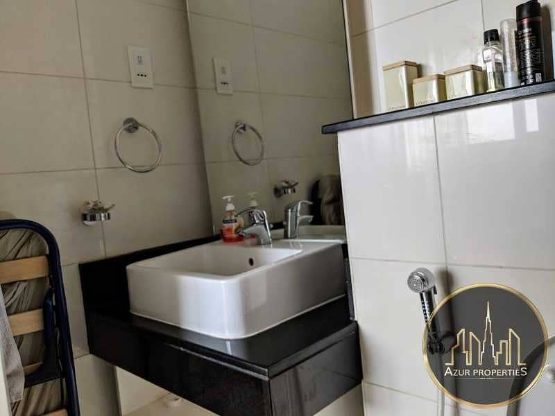 9 Mid floor|Fully Furnished Studio | Vacant