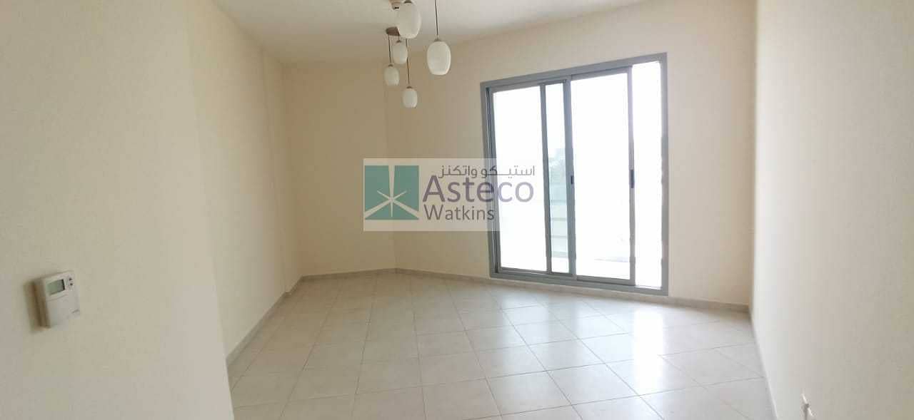 3 Spacious 2 Bedroom apartment in JVT