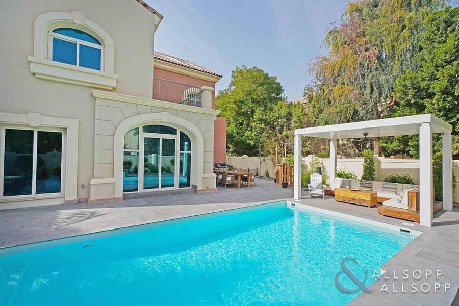 Stunning 5 Bed C2 | Pool | Park Backing