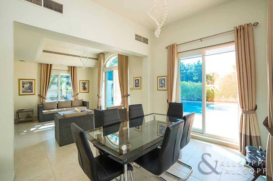 4 Four Bed C3 | Private Pool | Great Location