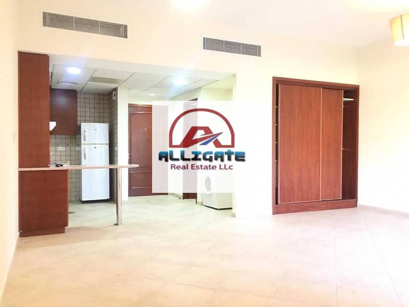 HUGE STUDIO || RENTED || PEACEFUL COMMUNITY HUGE STUDIO || RENTED || PEACEFUL COMMUNITY