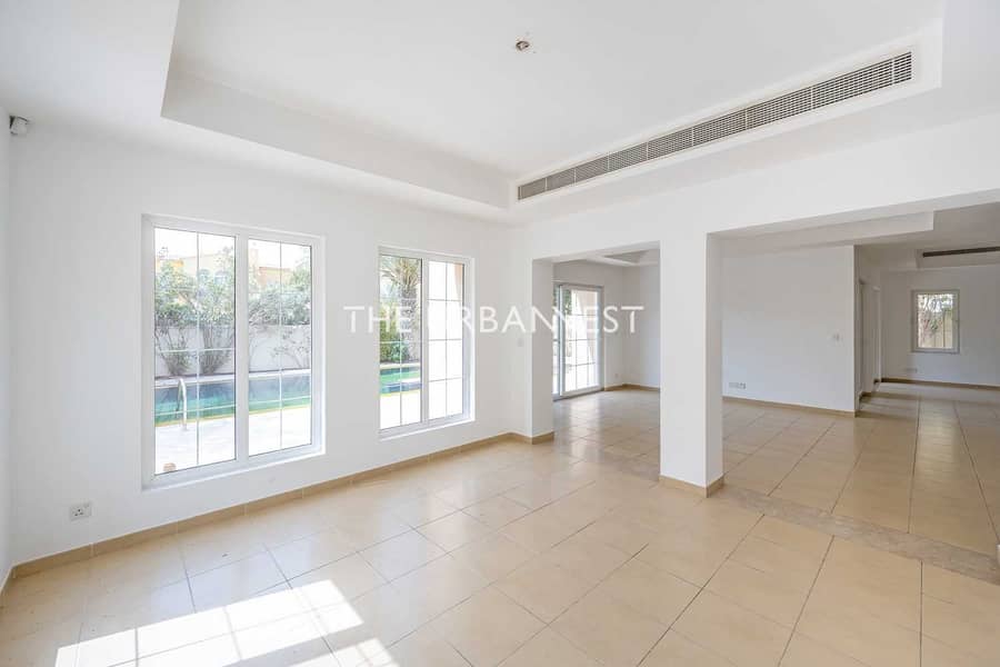 6 Type C1 | Close to Community Pool and Park