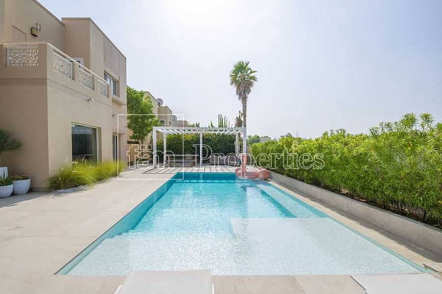 Fully Renovated | Type 13 | Lake View Fully Renovated | Type 13 | Lake View