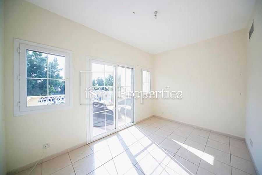 29 Lovely View/3BR Villa + study + Maids room