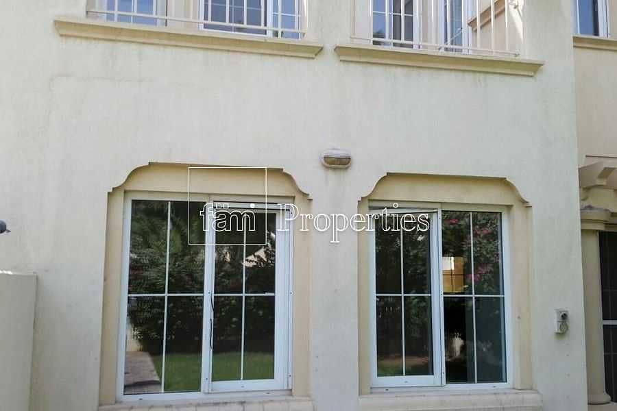 34 Lovely View/3BR Villa + study + Maids room