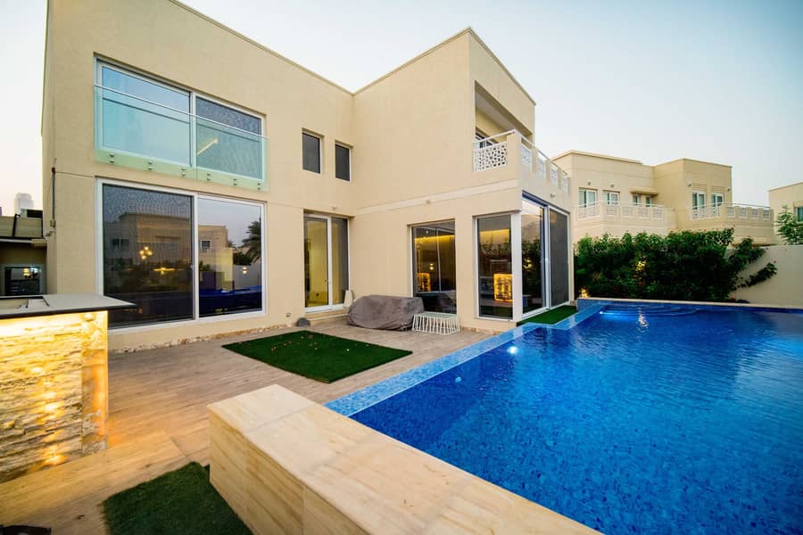 18 Supreme Luxurious Newly Renovated Family Home