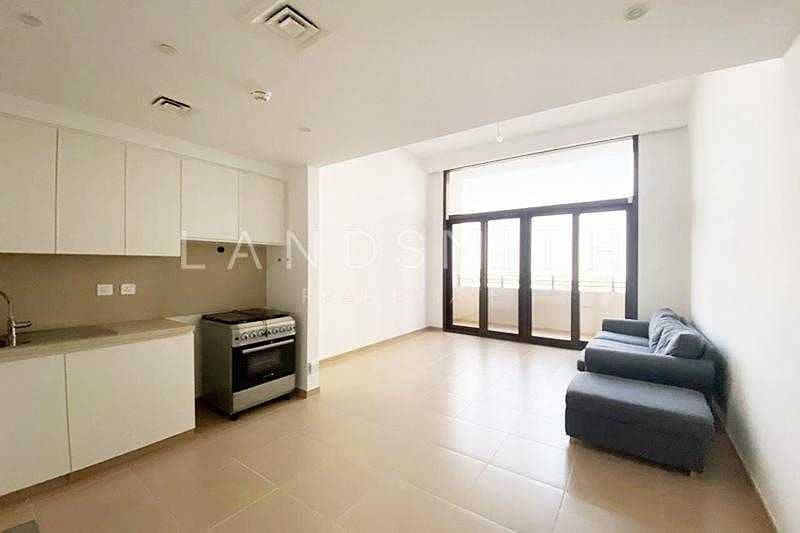 1 Bedroom Vacant Bright Large Semi Furnished Apt