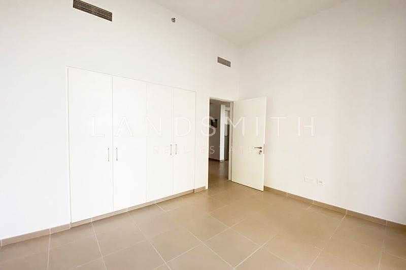 4 1 Bedroom Vacant Bright Large Semi Furnished Apt
