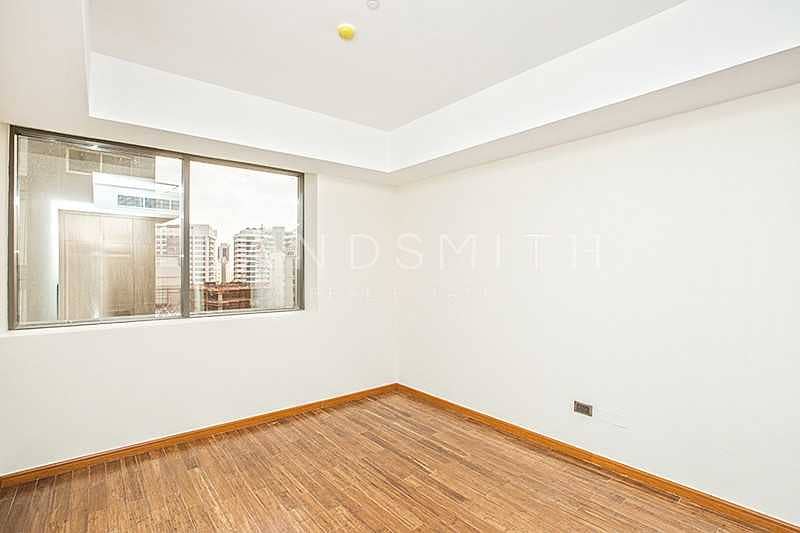 7 Large 1BR Apt with Free Chiller in Al Murad Tower