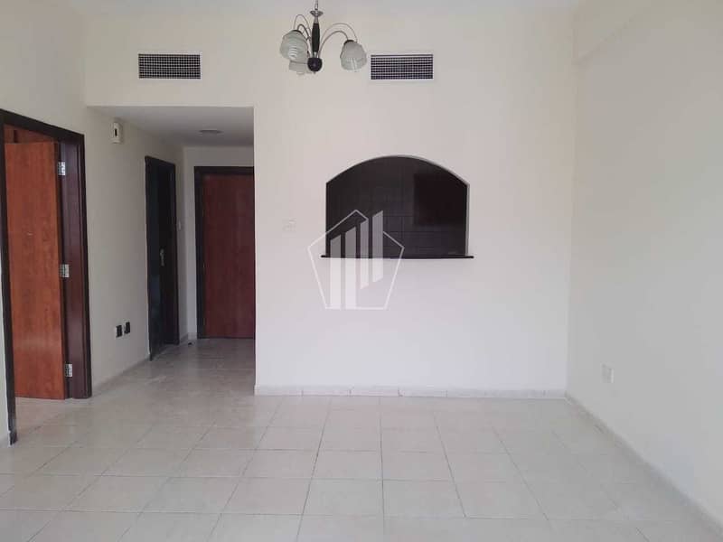 5 HUGE SIZE/HIGHER FLOOR/SEMI CLOSE KITCHEN/SPACIOUS BALCONY/AED30K