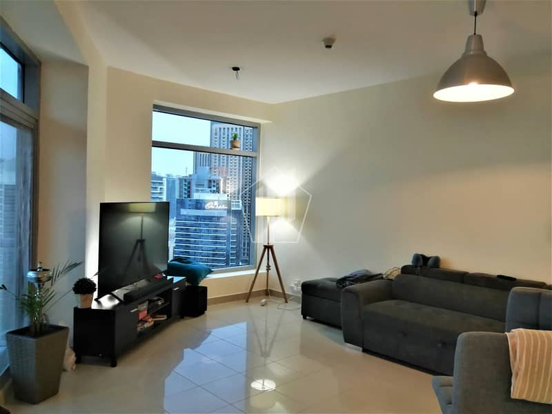 Great Location with Marina view/ High Floor / With Balcony