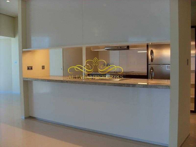 5 2 BDR | Vacant Apartment | Sheikh Zayed Road | 60 days Free