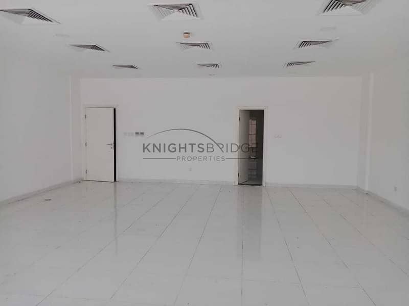 7 Al Wasl Road: Spacious Commercial Villa Dubai